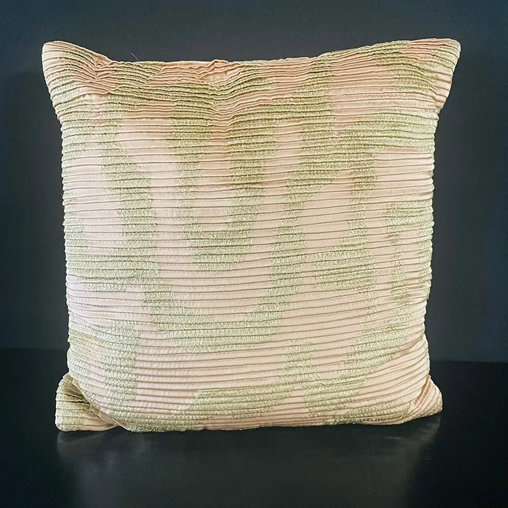 Rose Gold/ Gold Patterned and Pleated‎ Throw Pillow 18 x18-NEW